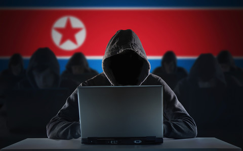 Brytyjskie służby: Hakerzy północnokoreańscy kradli dane z firm zbrojeniowych krajów zachodnich