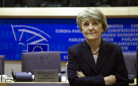 The EC wants Europeans to be more likely to influence EU law