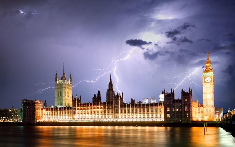 Pogoda w UK: Najgorętszy dzień w roku za nami, nadciągają burze