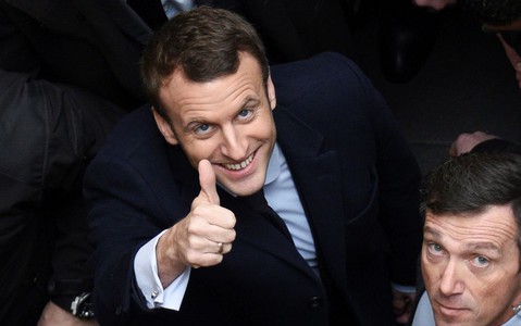 Sondaże: Macron odniesie w II turze zdecydowane zwycięstwo