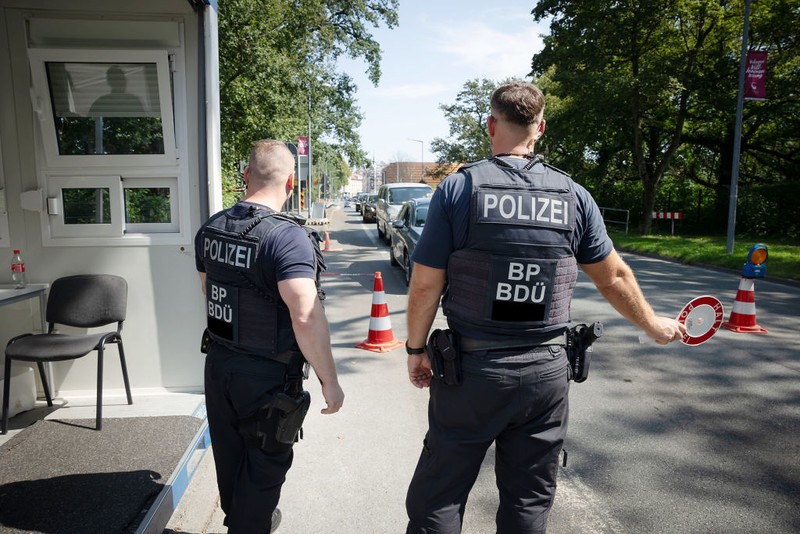 Będą kontrole na wszystkich granicach z Niemcami. "To de facto zawieszenie strefy Schengen"