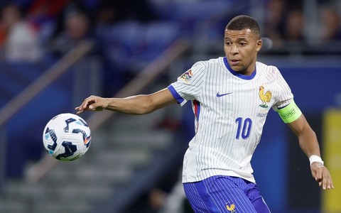 Mbappe odrzucił propozycję mediacji w sporze z PSG