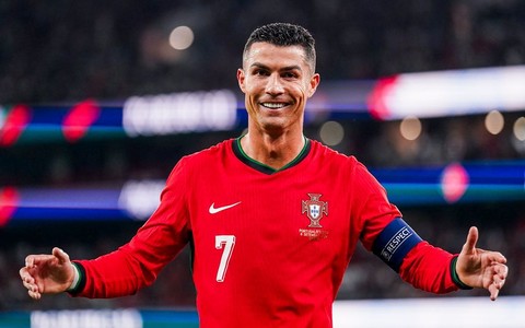 Cristiano Ronaldo ma ponad miliard obserwujących w mediach społecznościowych