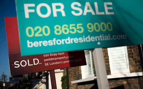 Asking prices for homes rise to record average of £313,655