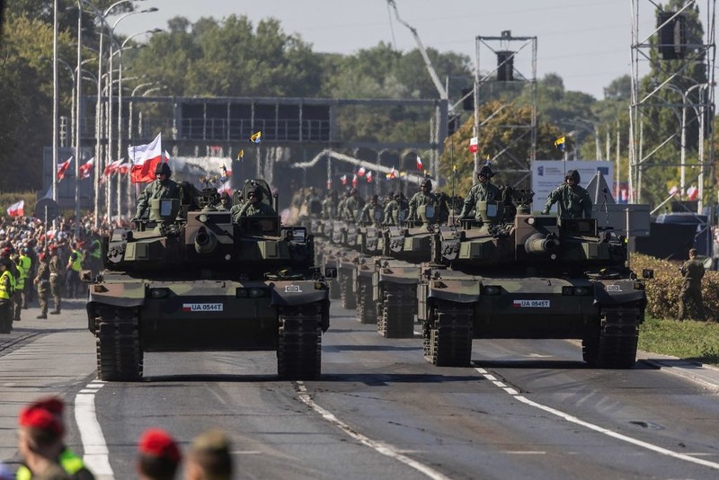 “Financial Times": Poland a leader in arms purchases, but a laggard in their production