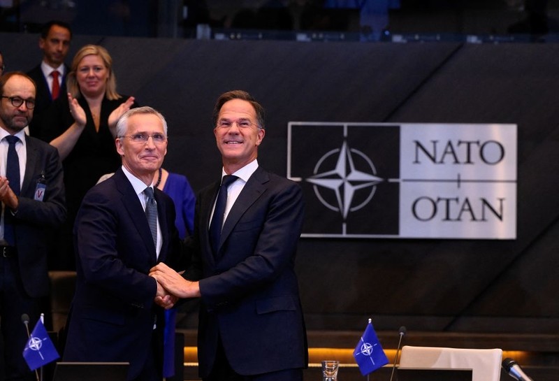 Mark Rutte przejął funkcję sekretarza generalnego NATO z rąk Jensa Stoltenberga