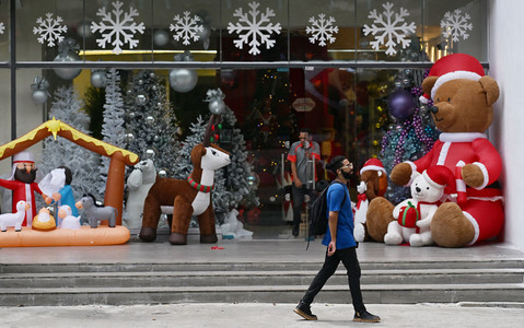 Christmas starts in Venezuela, but the festive mood is nowhere to be found