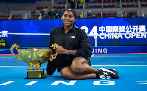 WTA tournament in Beijing: Gauff with the trophy