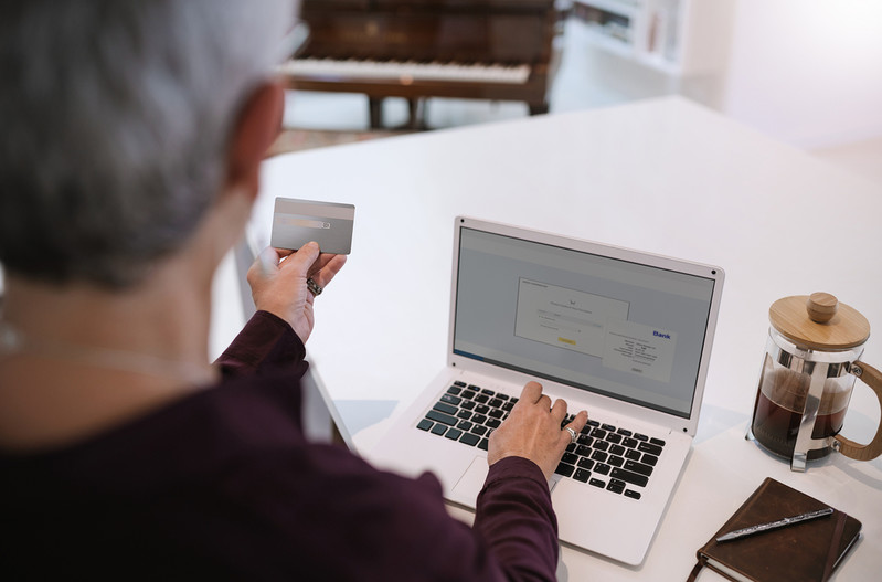 ‘Puls Biznesu’: Report on financial scams