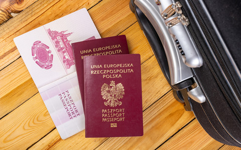 European Commission working on digitisation of passports and identity cards