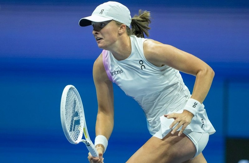 Ranking WTA i ATP: Świątek jeszcze liderką, Hurkacz spadł na 12. miejsce