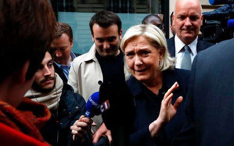 Le Pen potwierdza, że chce wyjścia Francji ze strefy euro