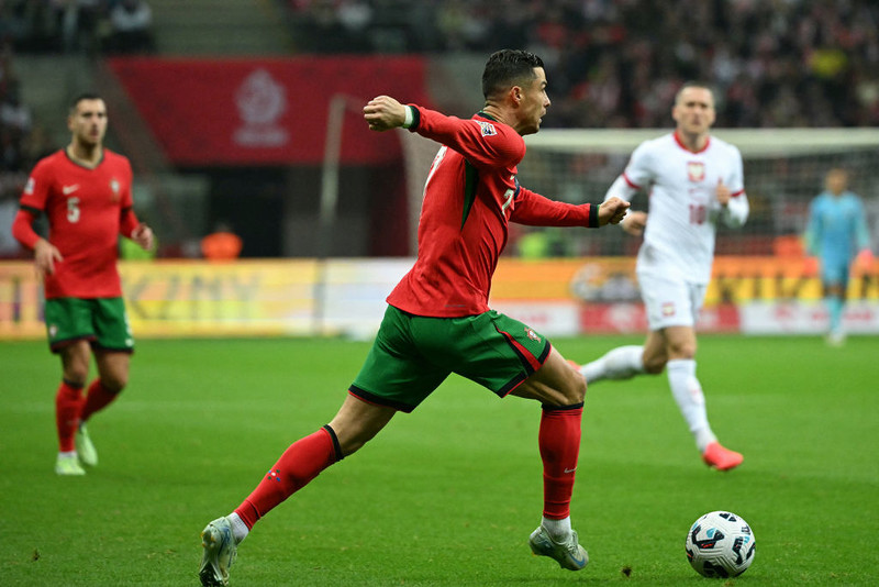 Portugalskie media: Ronaldo coraz słabszy w kadrze, choć gra skutecznie