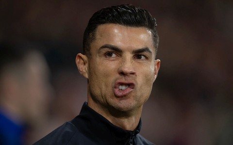 Portugalczyk Cristiano Ronaldo najlepiej zarabiającym piłkarzem na świecie