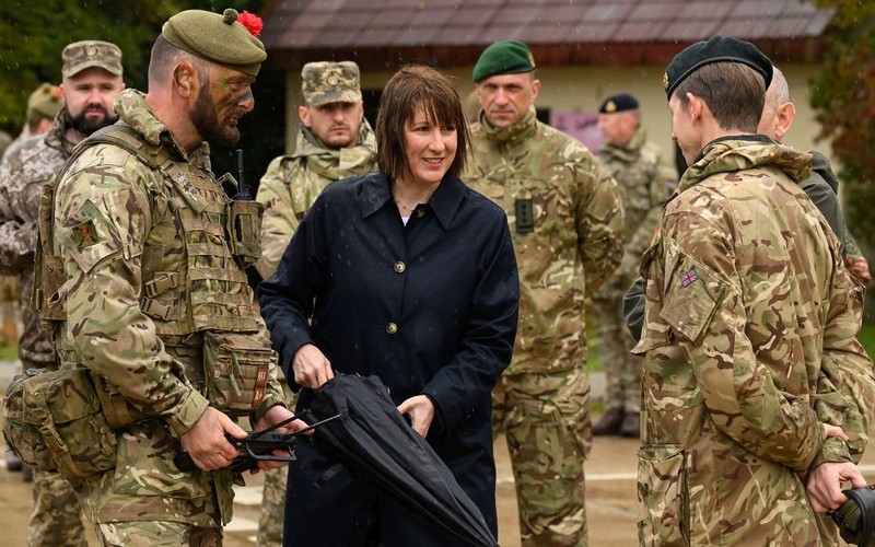 UK pożyczy Ukrainie 2,26 mld funtów. Spłata nastąpi z zamrożonych aktywów Rosji