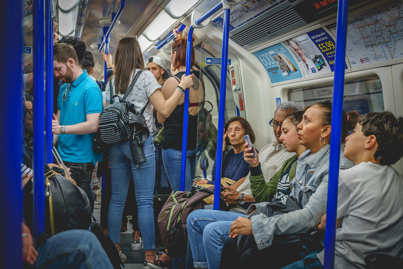 Natężenie hałasu w londyńskim metrze jest większe niż na koncertach muzycznych