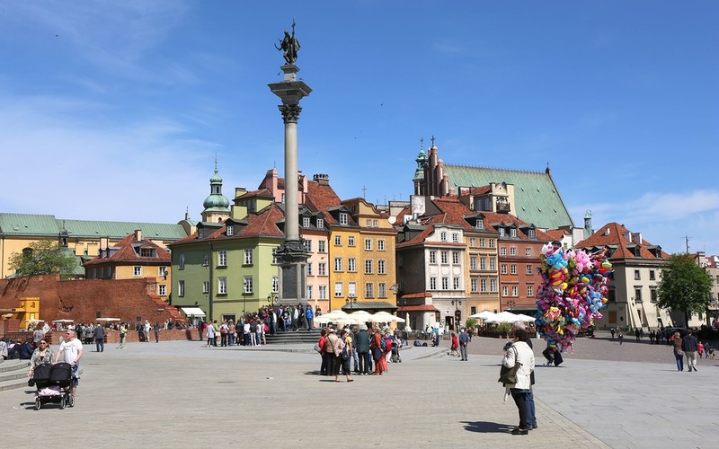 CBOS: 31 proc. Polaków zadowolonych z sytuacji w kraju, 47 proc. ocenia ją źle