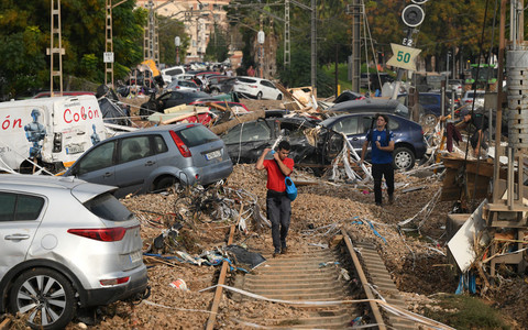 Already more than 200 deaths from floods in Spain. The search for the missing continues