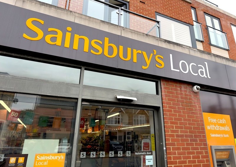Sainsbury's chce konkurować z Aldi w swoich sklepach typu Local