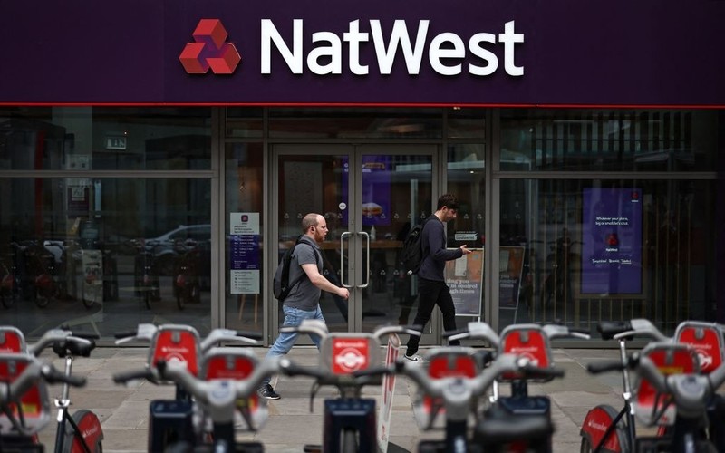 Awaria aplikacji banku NatWest. Tysiące osób mają zablokowane konta