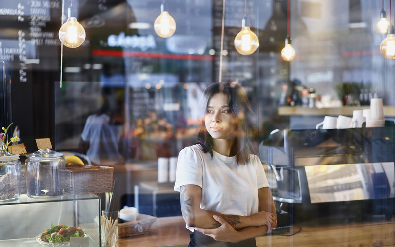 UK: Nowy budżet państwa może zagrozić miejscom pracy pracowników restauracji