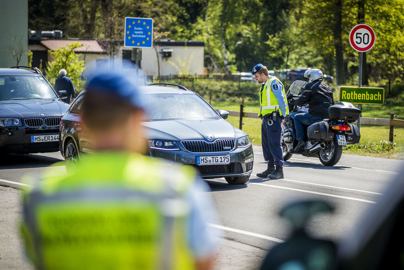 Holandia: 9 grudnia wrócą kontrole na granicach