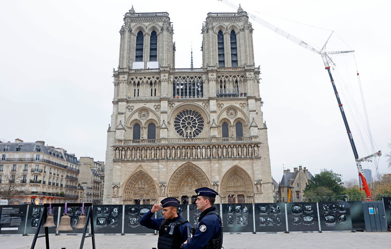 Francja: 8 grudnia katedra Notre Dame otworzy podwoje