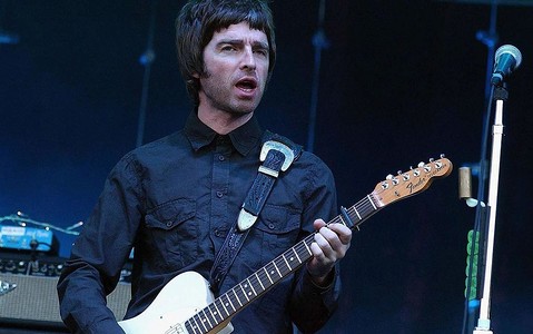 Noel Gallagher's 'favourite' guitar sells for £226k