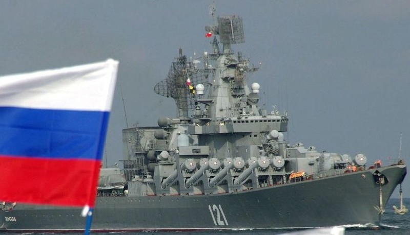 The number of Russian warships off the coast of Portugal has increased