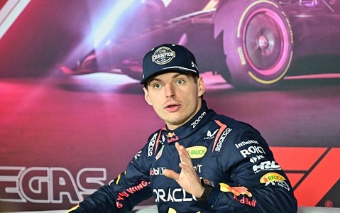 Formuła 1: Verstappen mistrzem świata po raz czwarty z rzędu