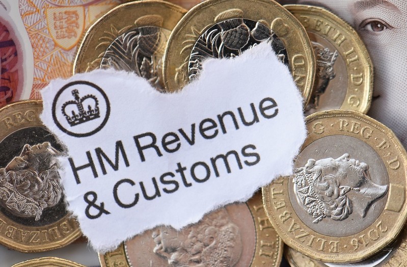 Zbliża się termin składania zeznań podatkowych. HMRC ostrzega przed oszustami