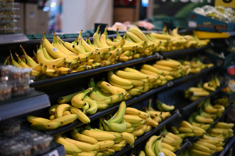 Shoppers can be made to feel sorry for single bananas, study finds