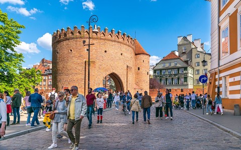 GUS: Wydłuża się długość życia w zdrowiu Polaków