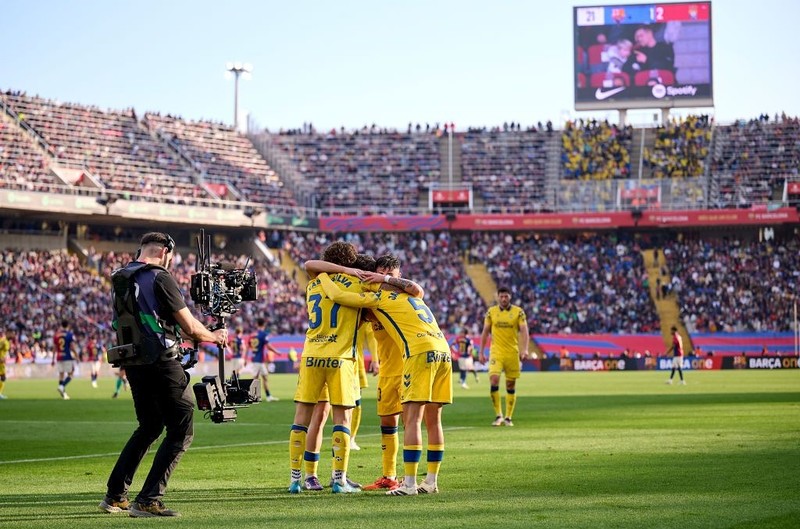 Spanish media: Las Palmas ruined Barca's celebration, poor ratings for Szczęsny's rival