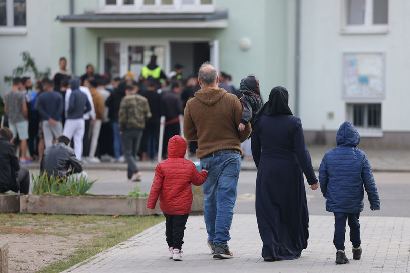 Raport UE: Pieniądze nie pomogły w integracji migrantów