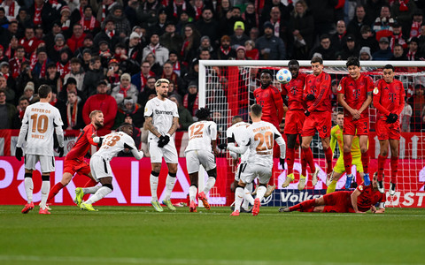 DFB-Pokal: Bayer beat Bayern in 1/8 final, Neuer's red card