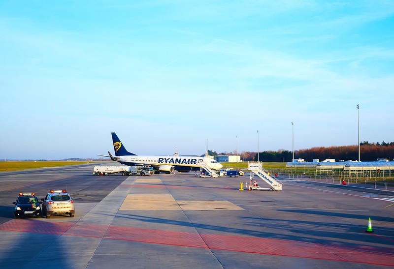 Ryanair bez umowy w Modlinie