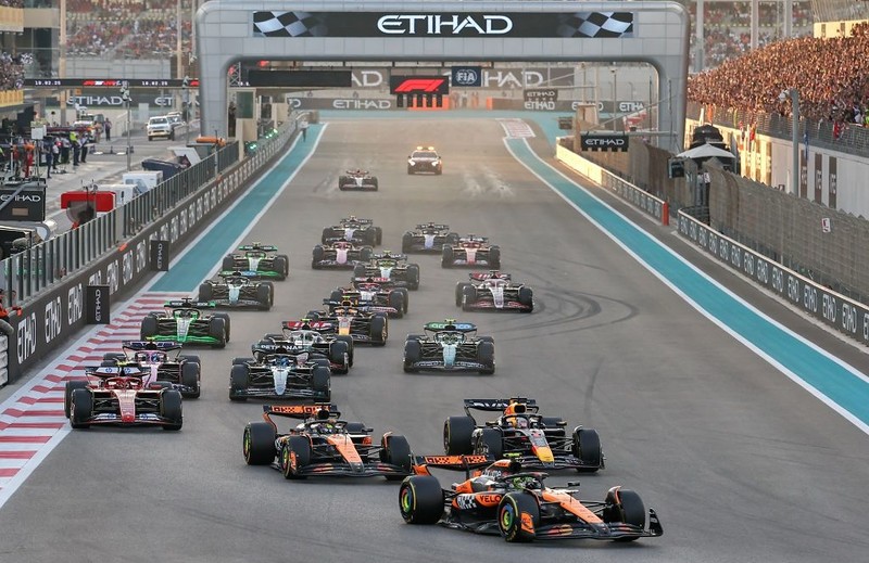 Formuła 1: Norris wygrał w Abu Zabi, McLaren z tytułem wśród konstruktorów