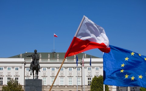 Polacy już czują kampanię wyborczą