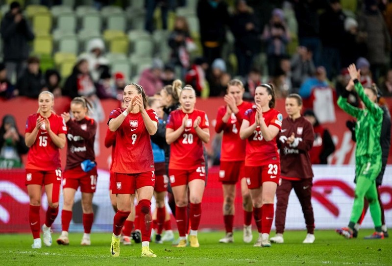 Piłkarskie ME kobiet: Polki zadebiutują, Angielki będą bronić tytułu, 8 triumfów Niemek