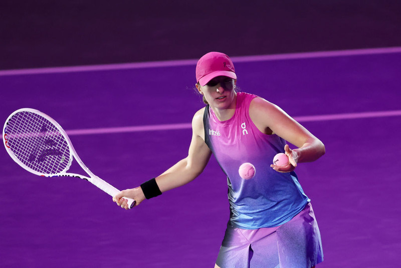 World Tennis League: Zespół Świątek z porażkami