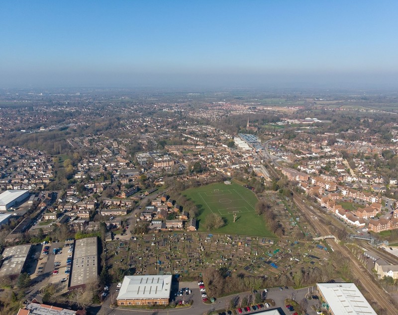The London commuter town that's one of the UK's happiest places but is overshadowed by its neighbour