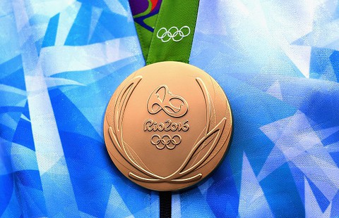 Sportowcy zwracają olimpijskie medale z Rio, bo... rdzewieją