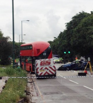 Londyn: Tragiczny wypadek nocnego autobusu