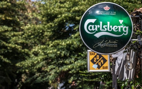 Carlsberg przejmuje producenta napojów J20, firmę Britvic