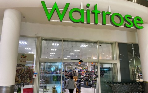 Waitrose znów zaprasza swoich klientów na darmową kawę