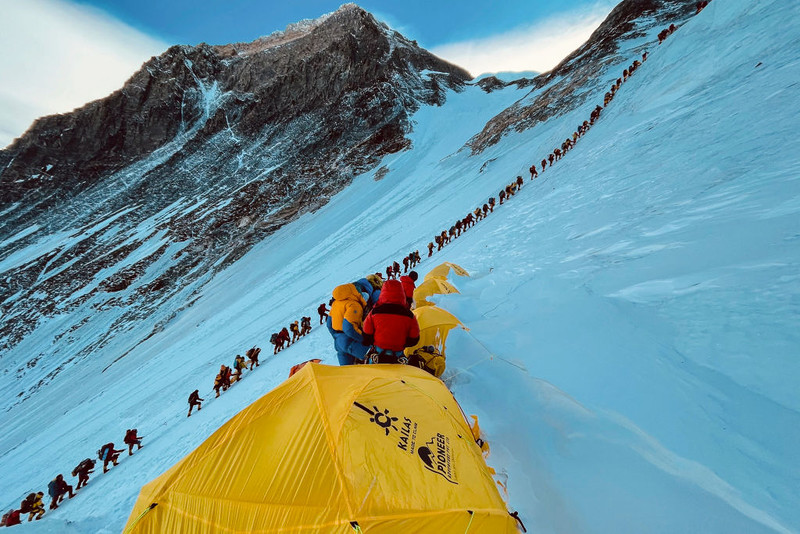 Nepal: Od września opłata za wejście na Mount Everest wzrośnie nawet do 15 tys. dol.