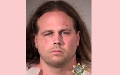 Two men stabbed to death on Oregon train trying to stop anti-Muslim rant