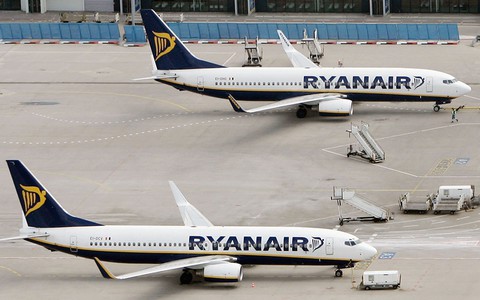 Aer Lingus flights 'more on time' than Ryanair