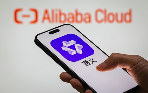 Alibaba opublikowała nowy model AI. Ma być lepszy od DeepSeek-V3